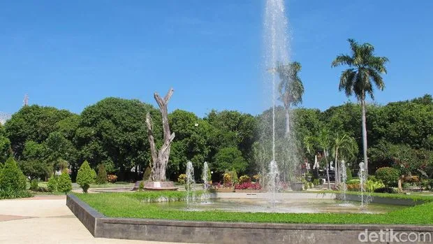 taman sritanjung banyuwangi, taman sritanjung, taman kota: Menutup Sore di Taman Sritanjung dengan Kesan yang