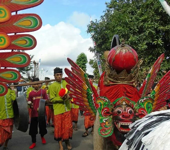 barong ider bumi kemiren, barong ider bumi, desa adat