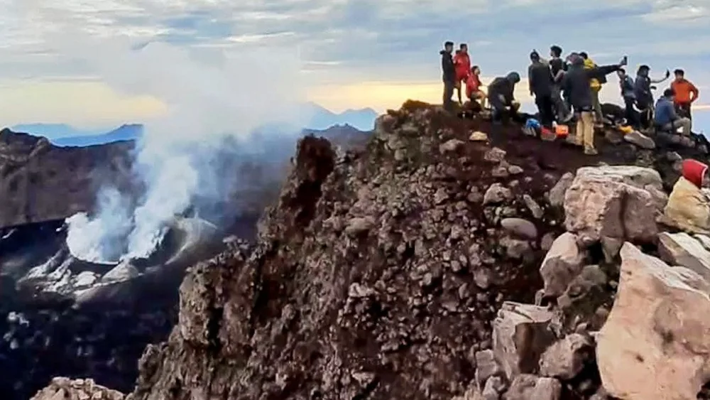 gunung raung banyuwangi, gunung raung, pendakian gunung