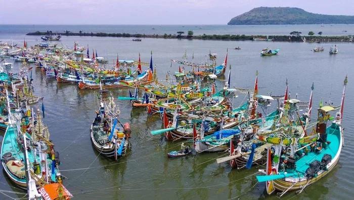 kecamatan muncar banyuwangi, kecamatan muncar, muncar: Industri Pengolahan Ikan dan Pengalengan di Kecamatan Muncar