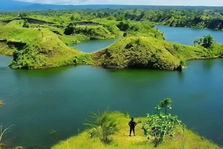 waduk bajulmati banyuwangi, waduk bajulmati, wisata waduk - Mengapa Waduk Bajulmati Banyuwangi Dijuluki Raja Ampat Mini