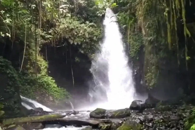 air terjun telunjuk raung, air terjun songgon, wisata - Merawat Kenangan dan Rencana Kunjungan Berikutnya