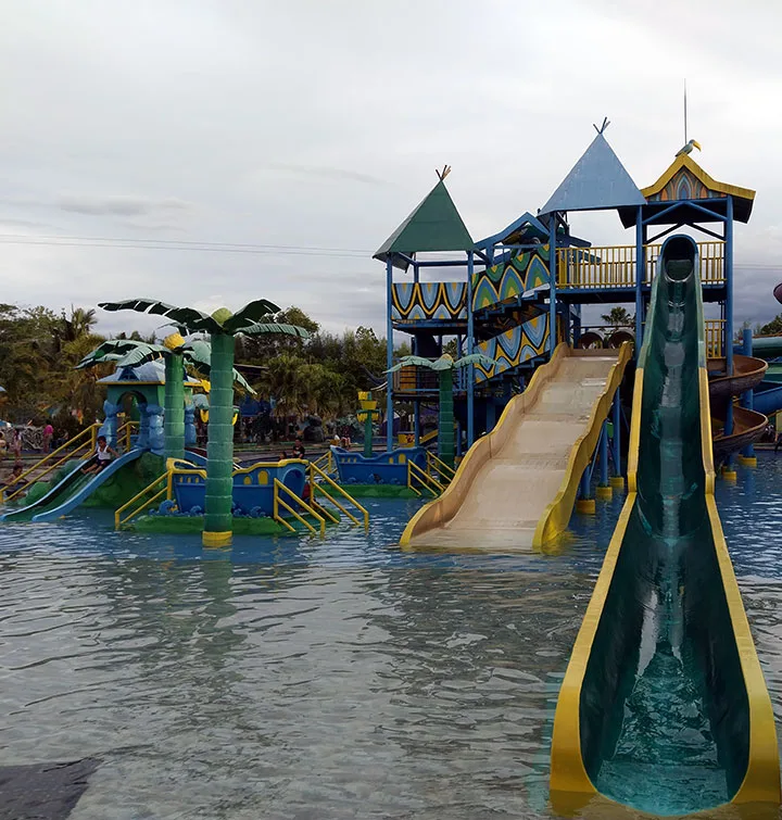 mirah fantasi banyuwangi, mirah fantasi, kolam renang mirah