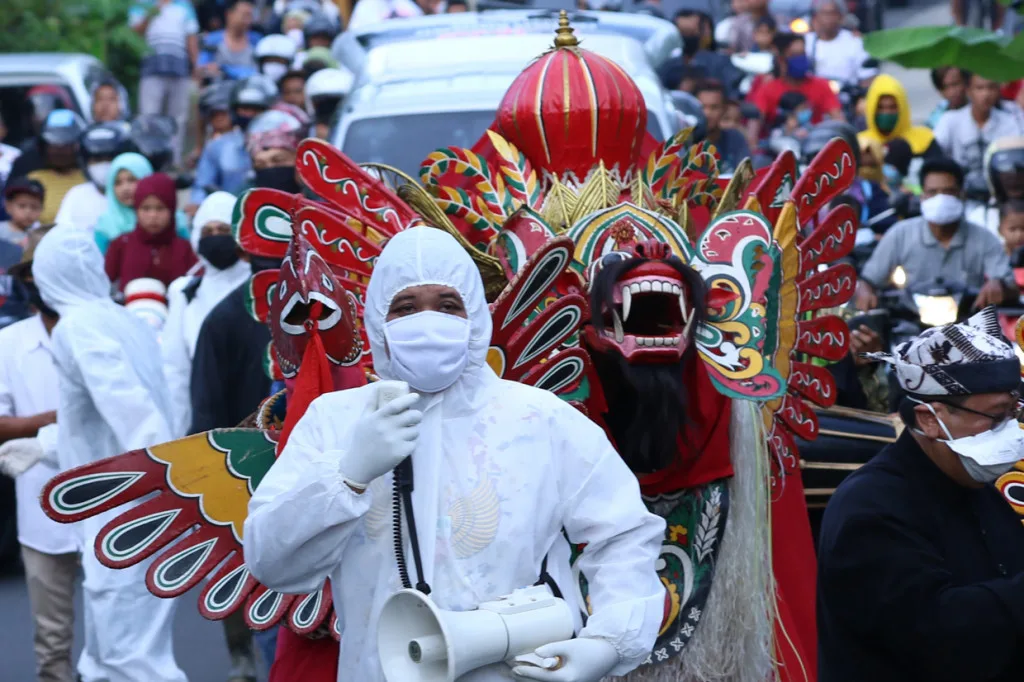 barong ider bumi kemiren, barong ider bumi, desa adat