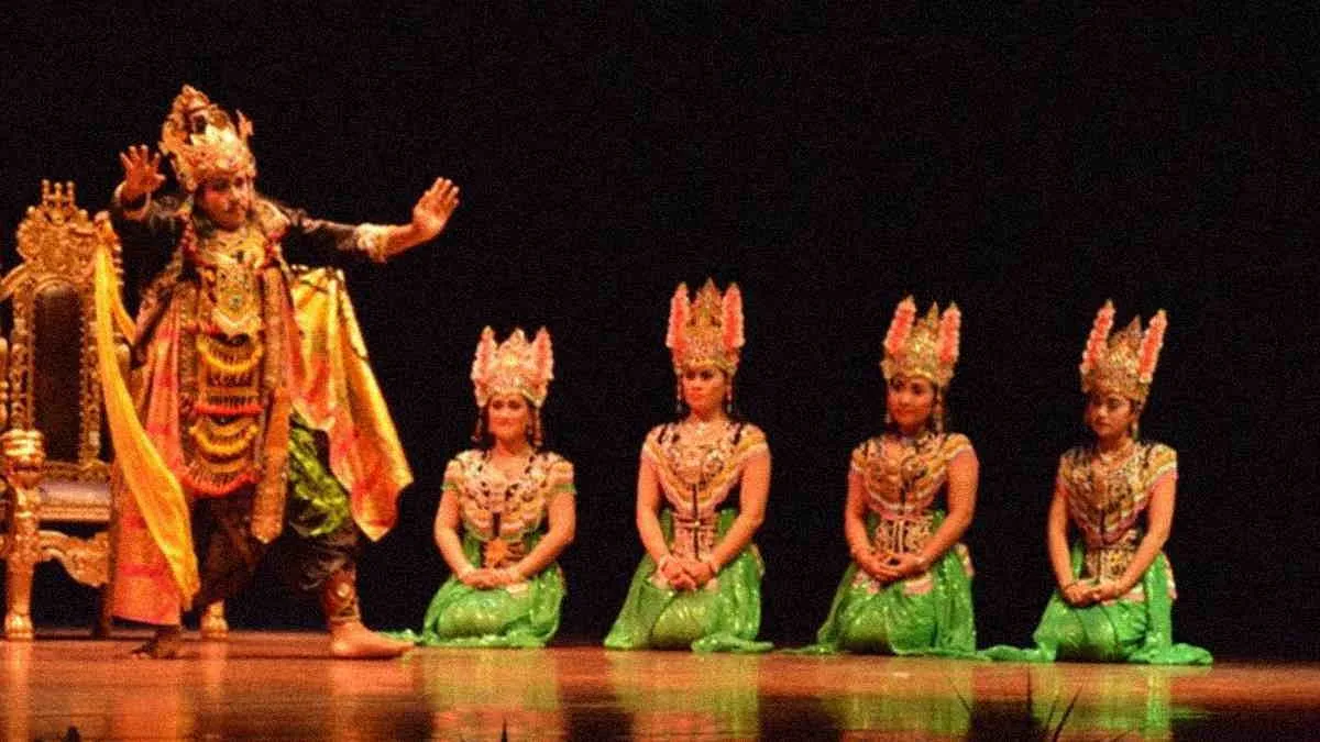 kesenian janger banyuwangi, janger banyuwangi, lakon janger: Fungsi Sosial dan Budaya Kesenian Janger bagi Masyarakat