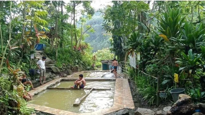 pemandian air panas tamansari licin, air panas tamansari