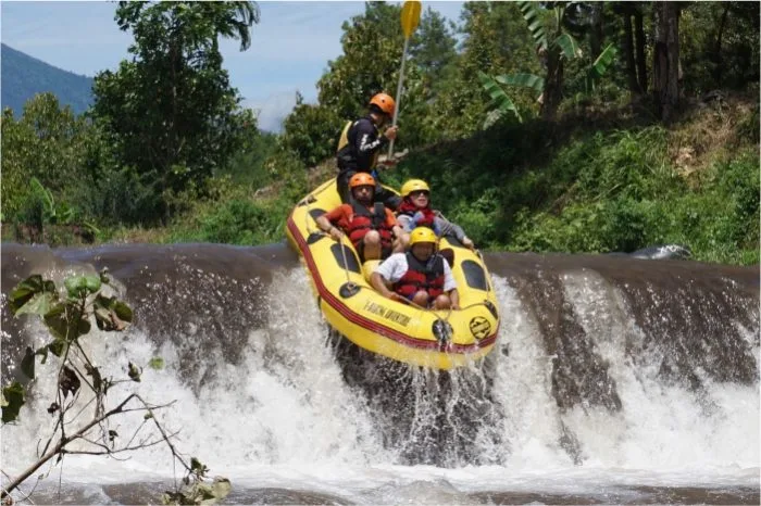 songgon rafting banyuwangi, rafting songgon, arung jeram - Uji Nyali sebelum Turun: Persiapan yang Tak Boleh Dilewatkan