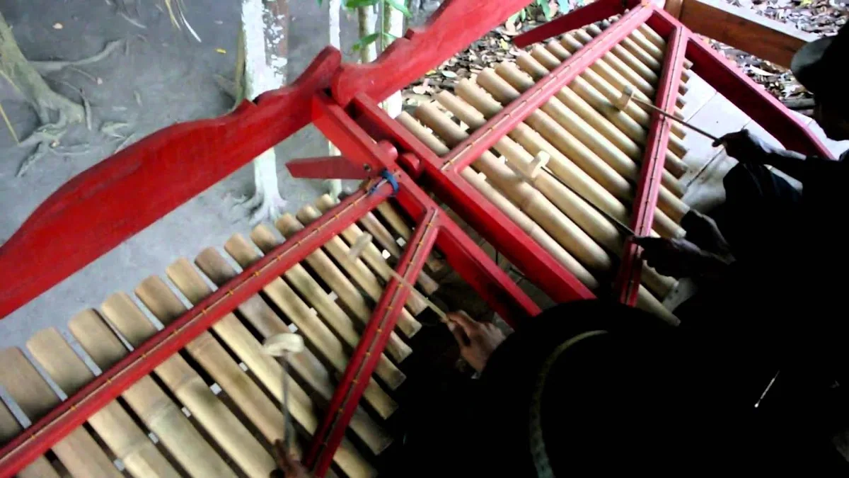kesenian angklung paglak banyuwangi, angklung paglak, musik: Menerapkan Semangat Angklung Paglak di Kehidupan Modern
