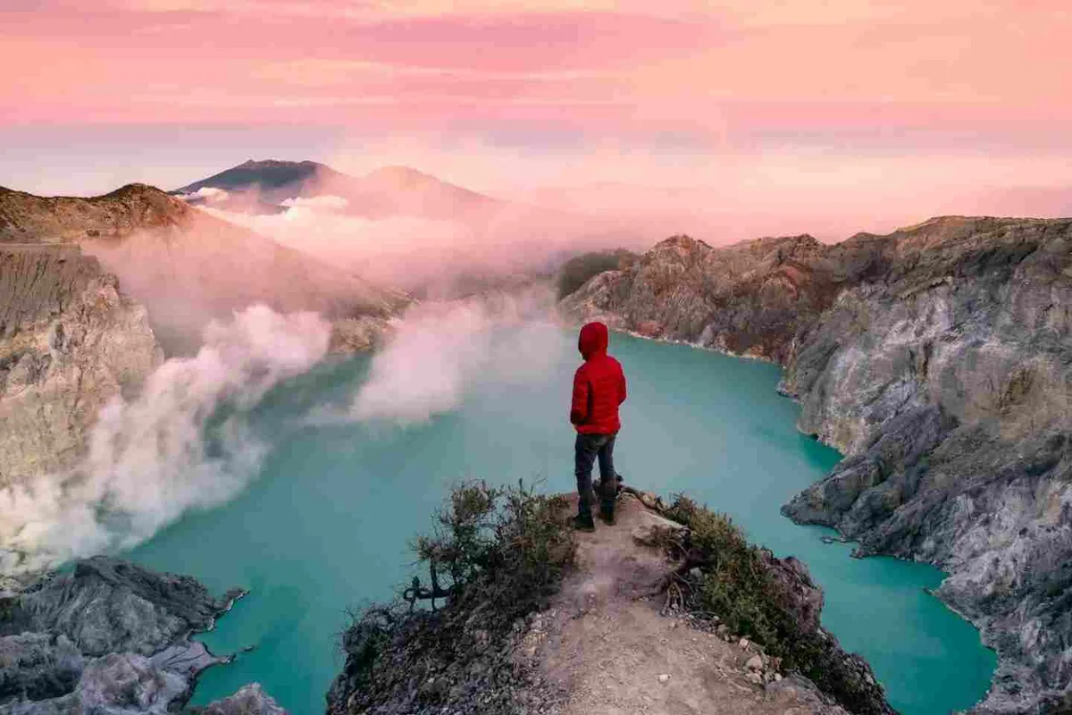 kawah wurung banyuwangi, kawah wurung, wisata kawah wurung,: Perbandingan Kawah Wurung dengan Destinasi Lain di