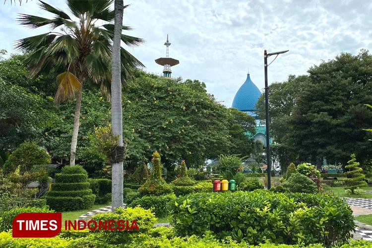 taman sritanjung banyuwangi, taman sritanjung, taman kota