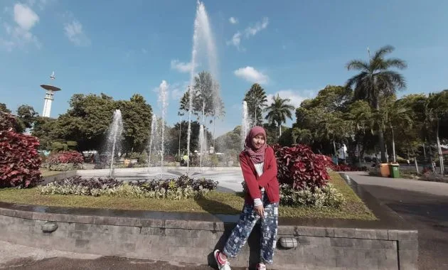taman sritanjung banyuwangi, taman sritanjung, taman kota: Merawat Ruang Bersama: Peran Pengunjung Terhadap Taman
