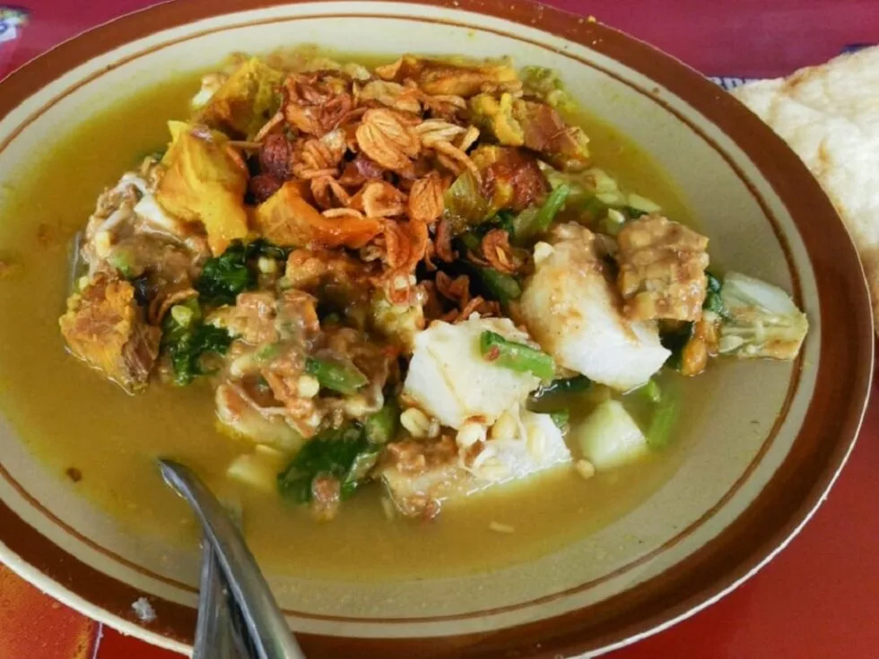 rujak soto banyuwangi, rujak soto, kuliner rujak soto,