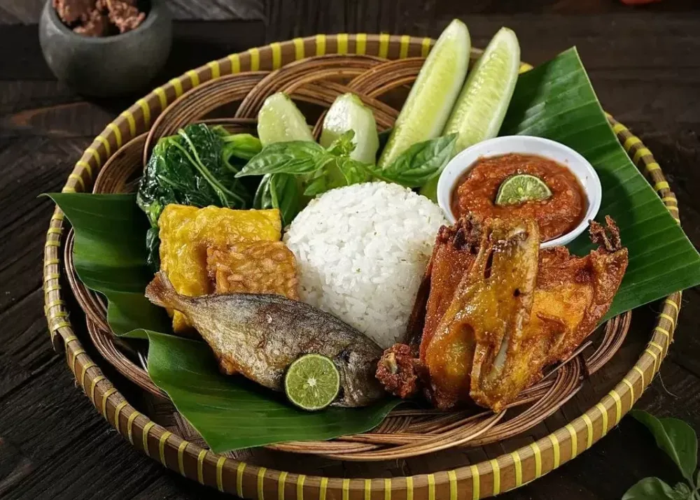 sego tempong banyuwangi, sego tempong, nasi tempong - Apa Itu Sego Tempong Banyuwangi dan Mengapa Namanya Begitu