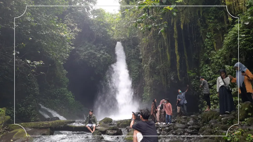 air terjun telunjuk raung, air terjun songgon, wisata - Cerita Warga dan Kehidupan di Sekitar Air Terjun Songgon