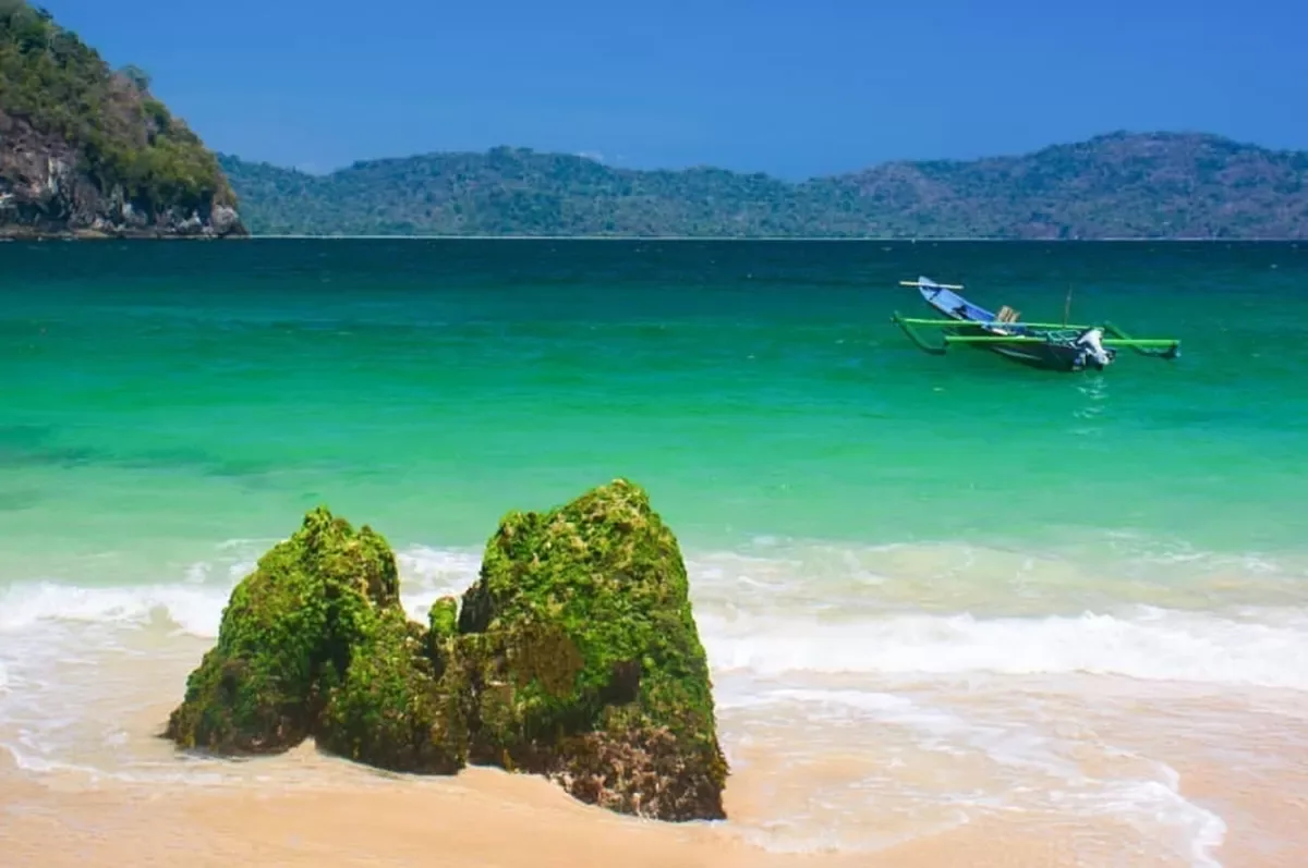 teluk hijau banyuwangi, green island banyuwangi, teluk ijo: Rute Perahu: Alternatif Cepat Menuju Laguna