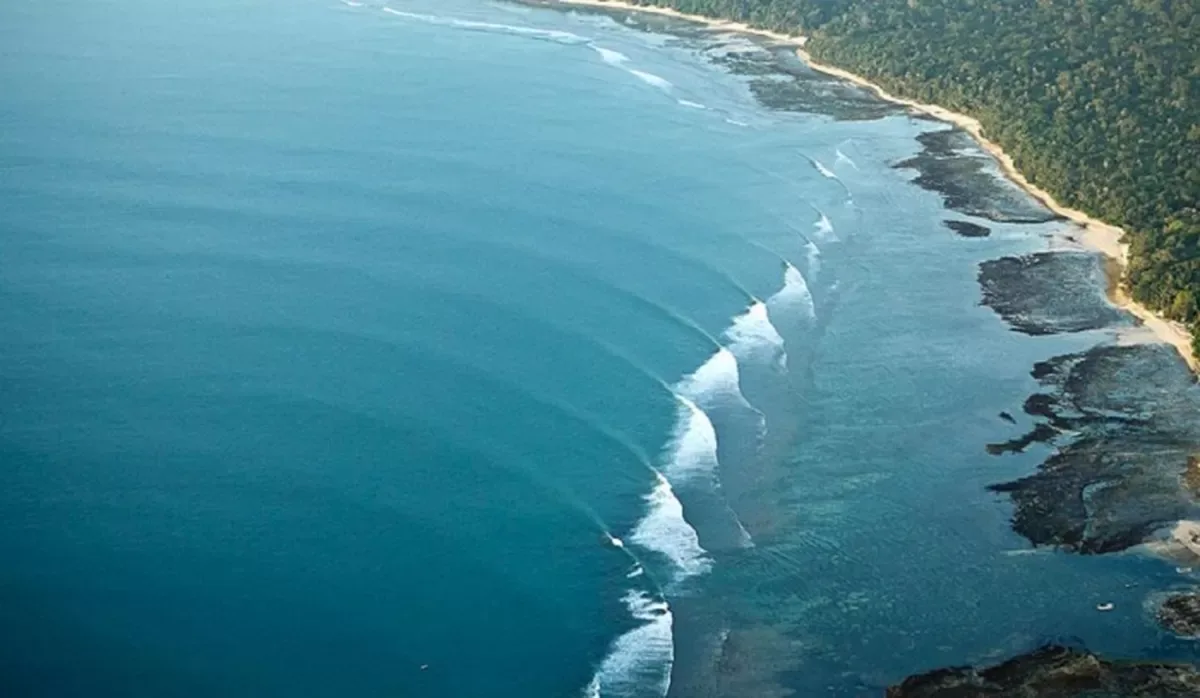 pantai plengkung g land, pantai plengkung banyuwangi, g: Fasilitas dan Akomodasi di Sekitar Pantai Plengkung
