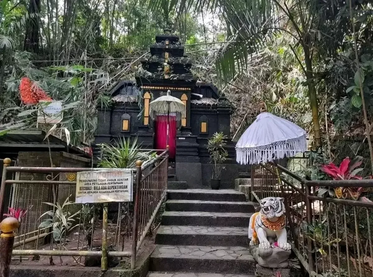 makam datuk ibrahim bauzir, datuk ibrahim banyuwangi, makam