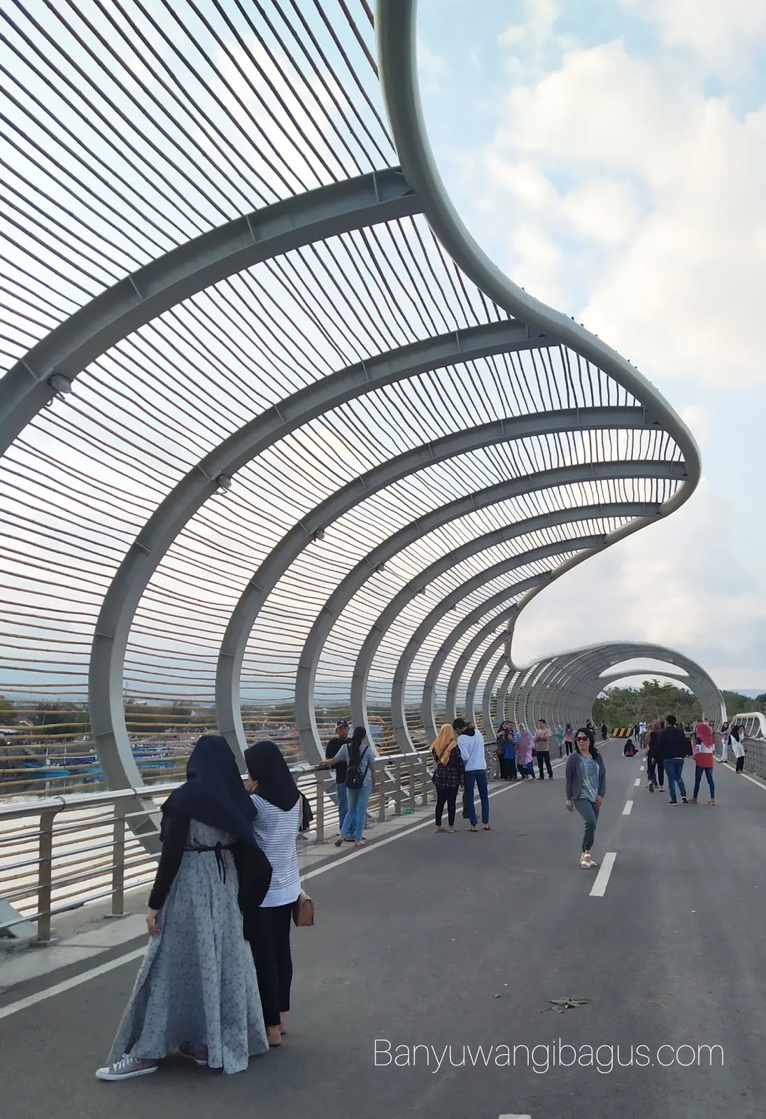 pantai boom marina banyuwangi, pantai boom banyuwangi, - Tips Praktis sebelum Berkunjung ke Pantai Boom Marina