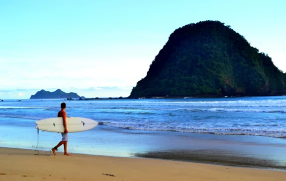pantai plengkung g land, pantai plengkung banyuwangi, g