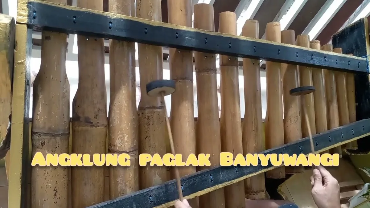 kesenian angklung paglak banyuwangi, angklung paglak, musik: Studi Kasus: ketika Sawah Kembali Diiringi Angklung Paglak