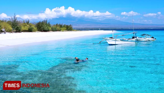 pulau tabuhan banyuwangi, pulau tabuhan, tabuhan island,