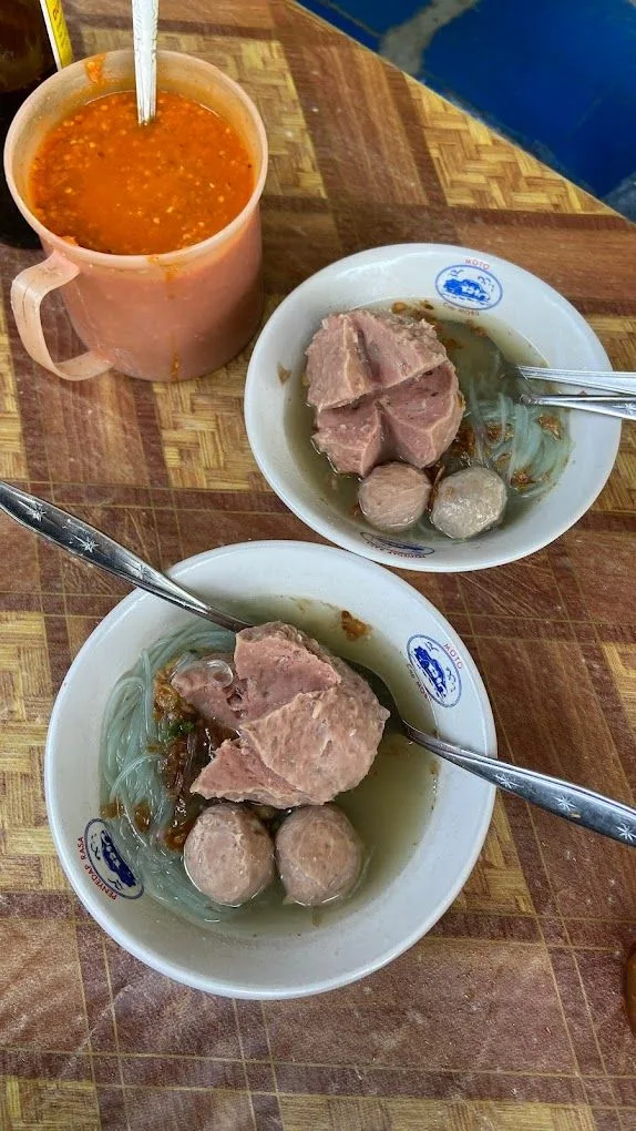 bakso rogojampi banyuwangi, bakso rogojampi, kuliner: Kriteria Menilai Warung Bakso yang Benar-Benar Enak