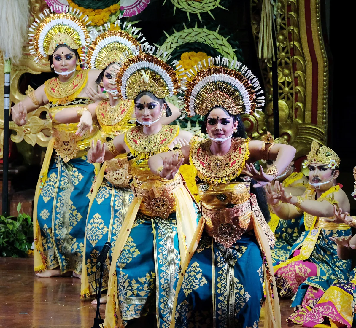 kesenian janger banyuwangi, janger banyuwangi, lakon janger: Akulturasi Budaya Jawa dan Bali dalam Pertunjukan Janger
