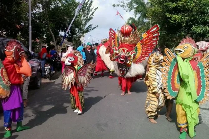 barong ider bumi kemiren, barong ider bumi, desa adat