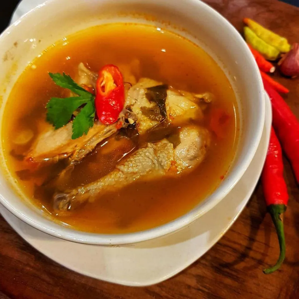 ayam kesrut banyuwangi, ayam kesrut, resep ayam kesrut,: Ayam Kesrut Banyuwangi: Kuah Bening Asam Pedas yang
