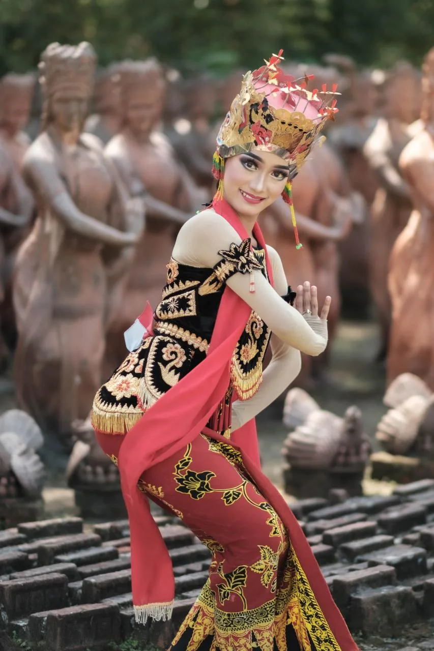 tari gandrung banyuwangi, tari gandrung, gandrung