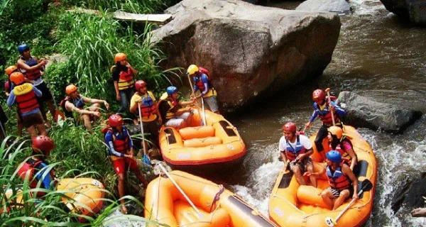 songgon rafting banyuwangi, rafting songgon, arung jeram: Perbandingan Pengalaman Rafting dan Wisata Air Lain di