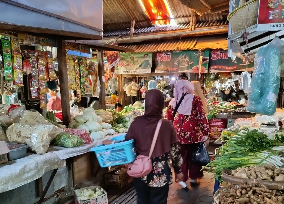 kecamatan genteng banyuwangi, kecamatan genteng, genteng: Faktor Pendorong Pertumbuhan Ekonomi Genteng Banyuwangi