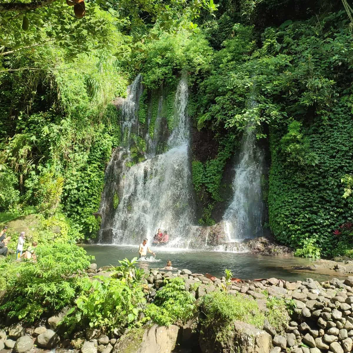 air terjun jagir banyuwangi, air terjun jagir, air terjun - Apa Saja yang Disarankan Dibawa saat Menjelajah Tiga Aliran?