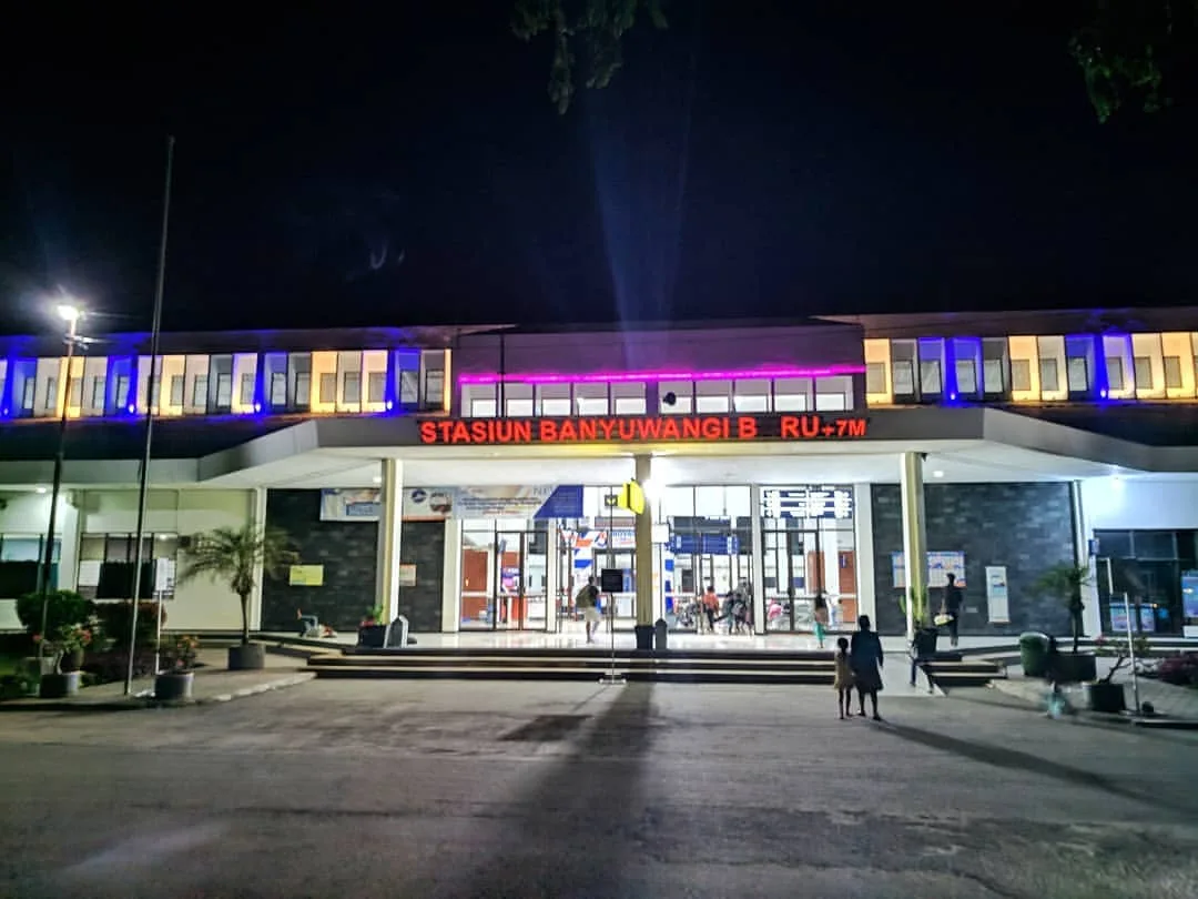 stasiun banyuwangi kota, stasiun karangasem, jadwal kereta - Fasilitas di Stasiun Banyuwangi Kota: Apa Saja yang