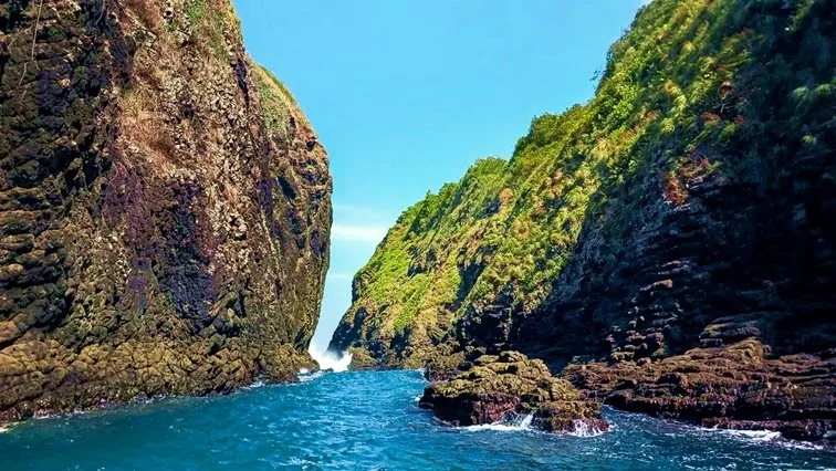 pantai bedil banyuwangi, pulau bedil banyuwangi, pantai