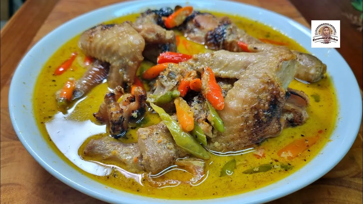 ayam pedas rantinem genteng, ayam pedas genteng, ayam pedas: Sejarah dan Asal-Usul Kuliner Genteng Banyuwangi Ini