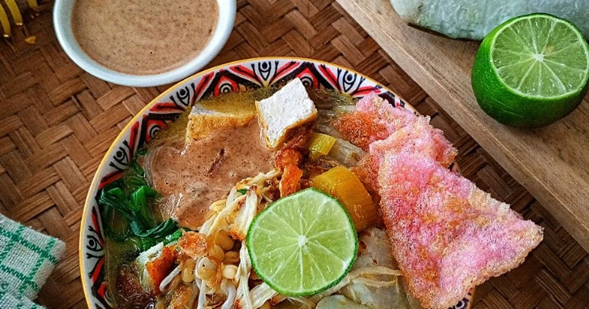 rujak soto banyuwangi, rujak soto, kuliner rujak soto, - Bagaimana Proses Penyajian Membentuk Sensasi Rasa yang
