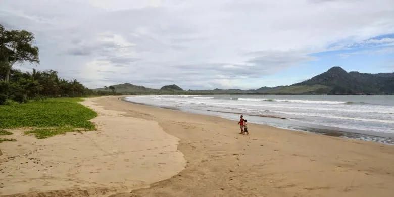 pantai mustika pancer, pantai mustika banyuwangi, wisata: Merawat Kenangan dari Pantai Mustika Pancer