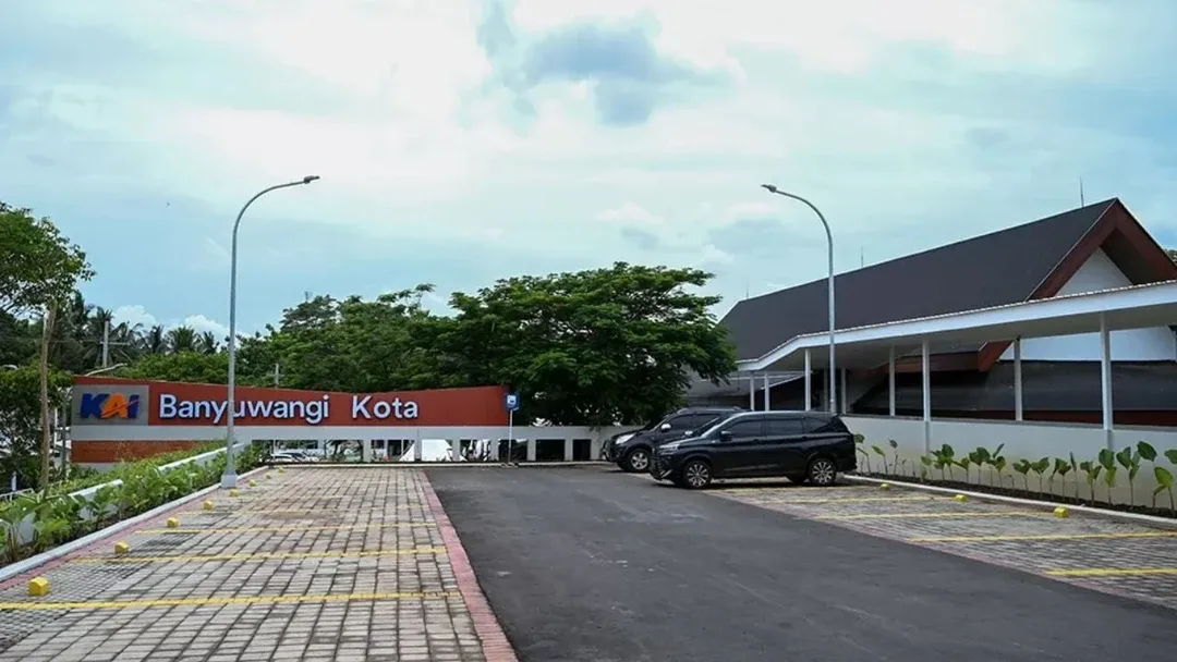stasiun banyuwangi kota, stasiun karangasem, jadwal kereta: Jadwal Kereta Api Banyuwangi: Cara Membaca dan Memantaunya