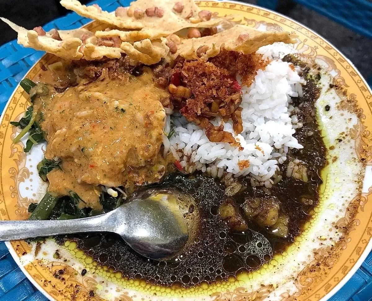 pecel rawon banyuwangi, pecel rawon, nasi pecel rawon,: Menutup Perjalanan Rasa: Mengapa Pecel Rawon Layak Dicoba