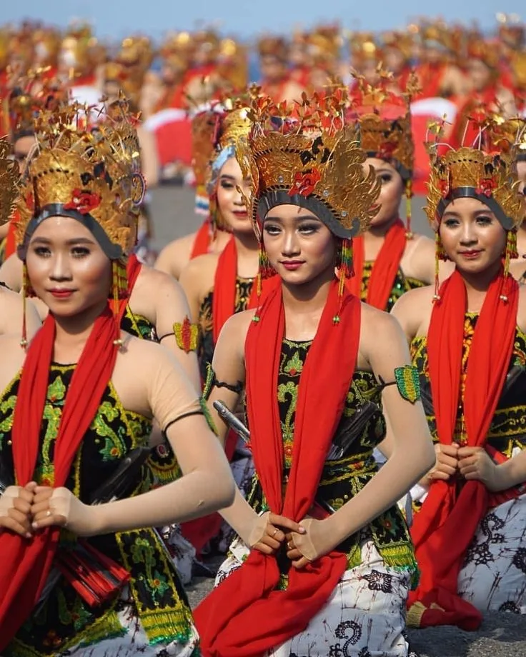 tari gandrung banyuwangi, tari gandrung, gandrung: Sejarah Tari Gandrung Banyuwangi: dari Ritual Agraria