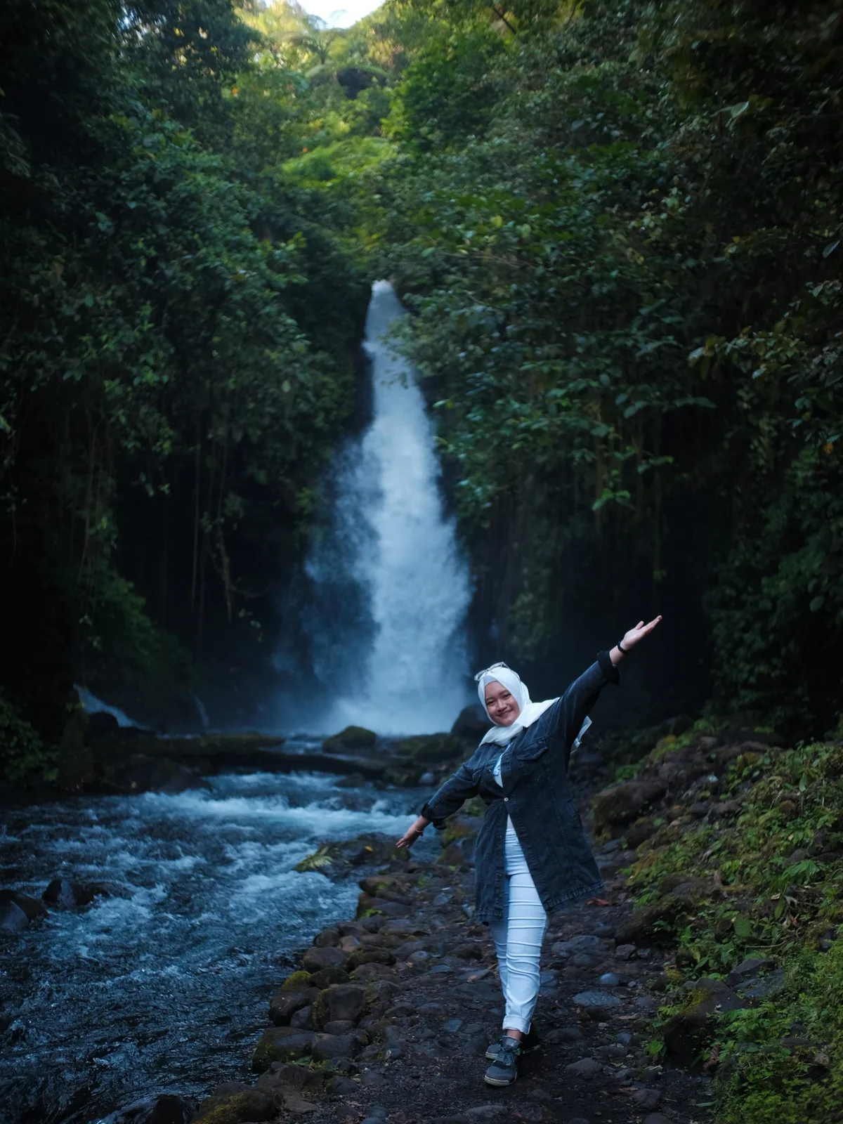 air terjun telunjuk raung, air terjun songgon, wisata